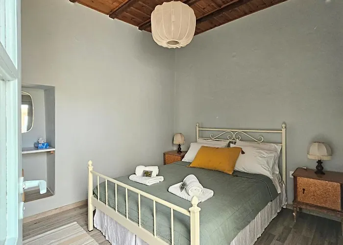 Domus Marzou Limanaki *