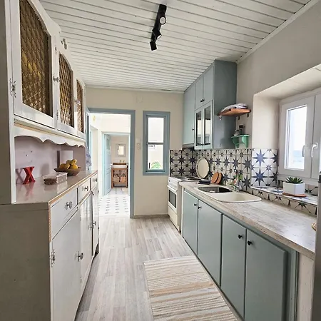 Domus Marzou Limanaki